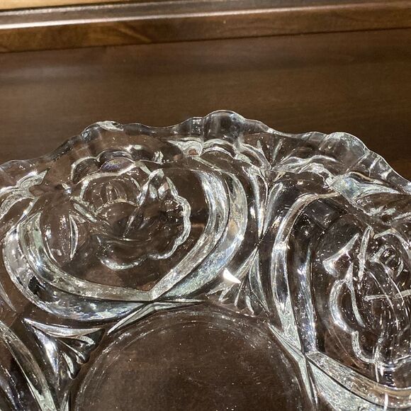 Heavy Crystal Glass Candy Dish Ashtray with Rose Design by Pasari - Picture 6 of 10